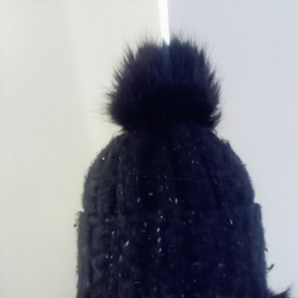 Hat - Picture 3 of 3